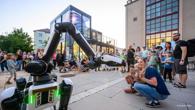 Posted media